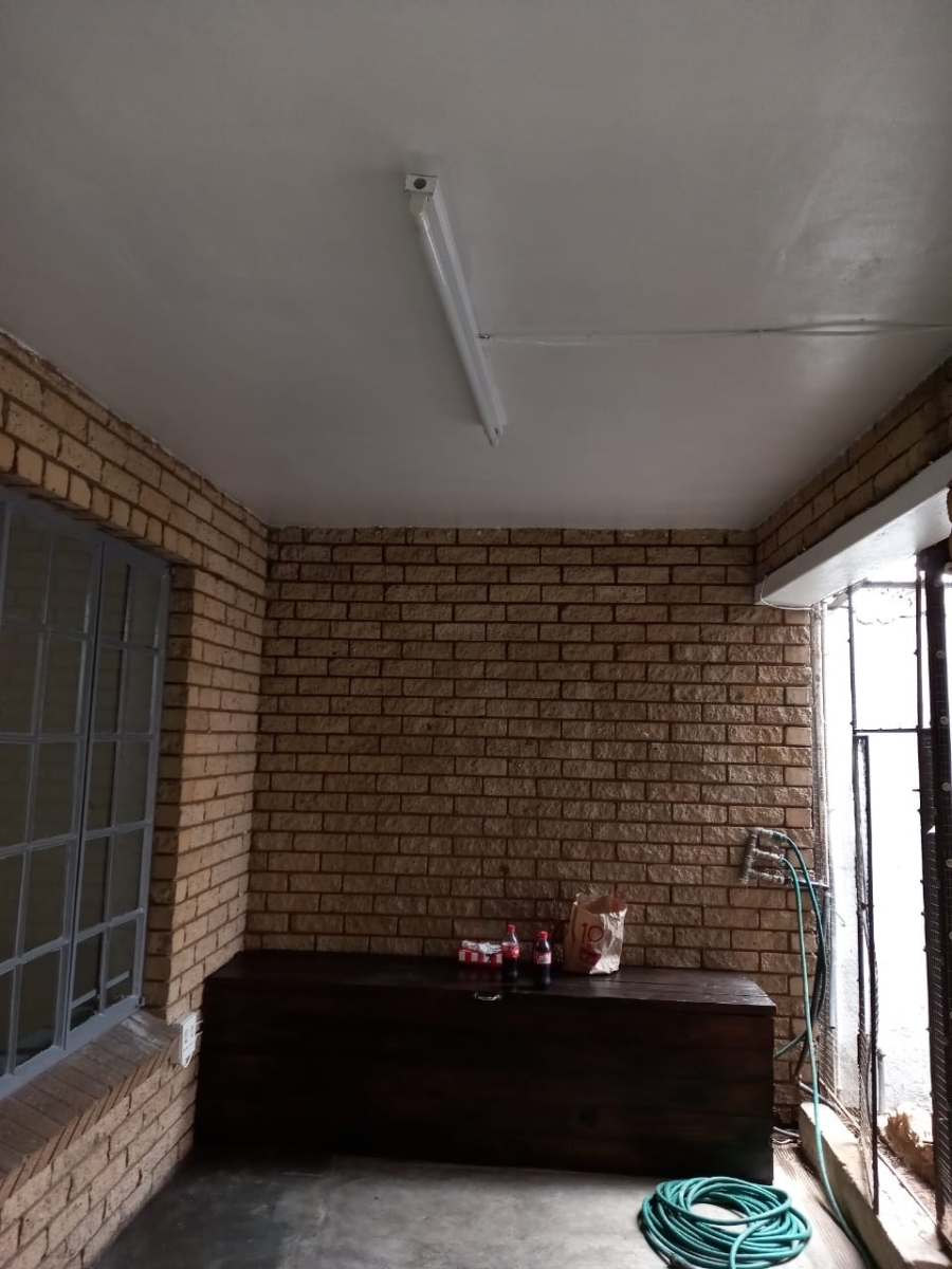 3 Bedroom Property for Sale in Rustenburg Central North West